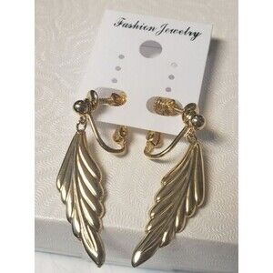 Vintage Napier Gold Tone Dangle Drop Screw Back Leaf Shaped Earrings